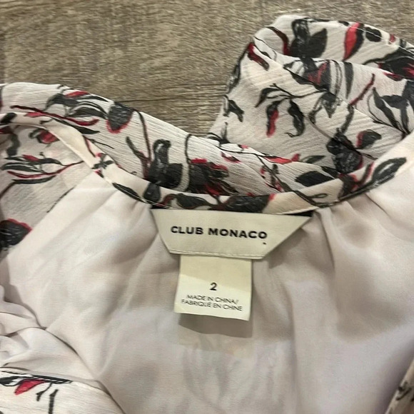 NWOT!! Club Monaco - Floral Smocked Cuff Pleated Dress - Size 2 - Picture 11 of 12